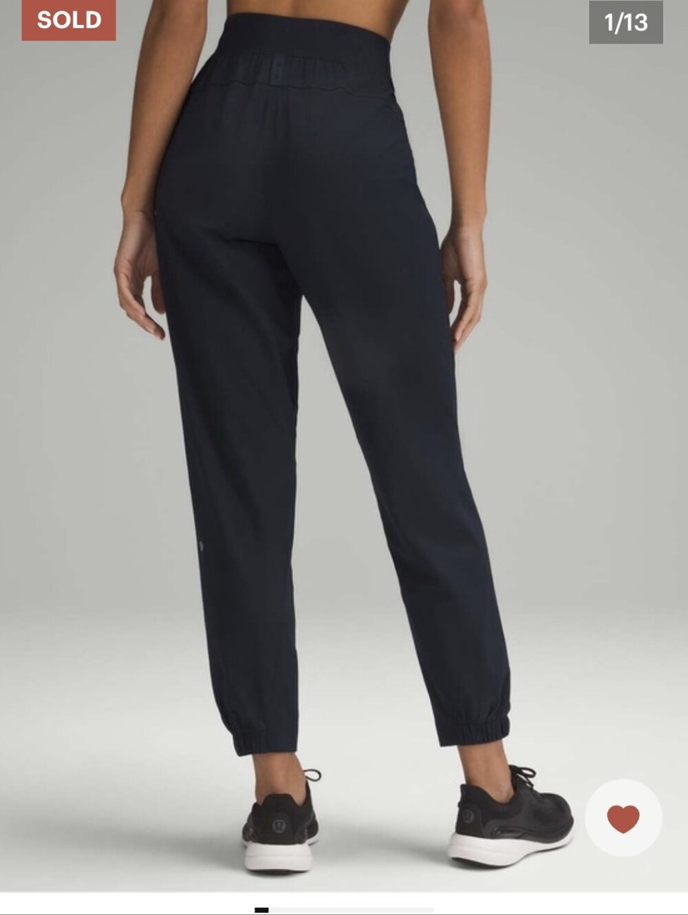 Lululemon License to Train High-Rise Pant
True Navy size 12
